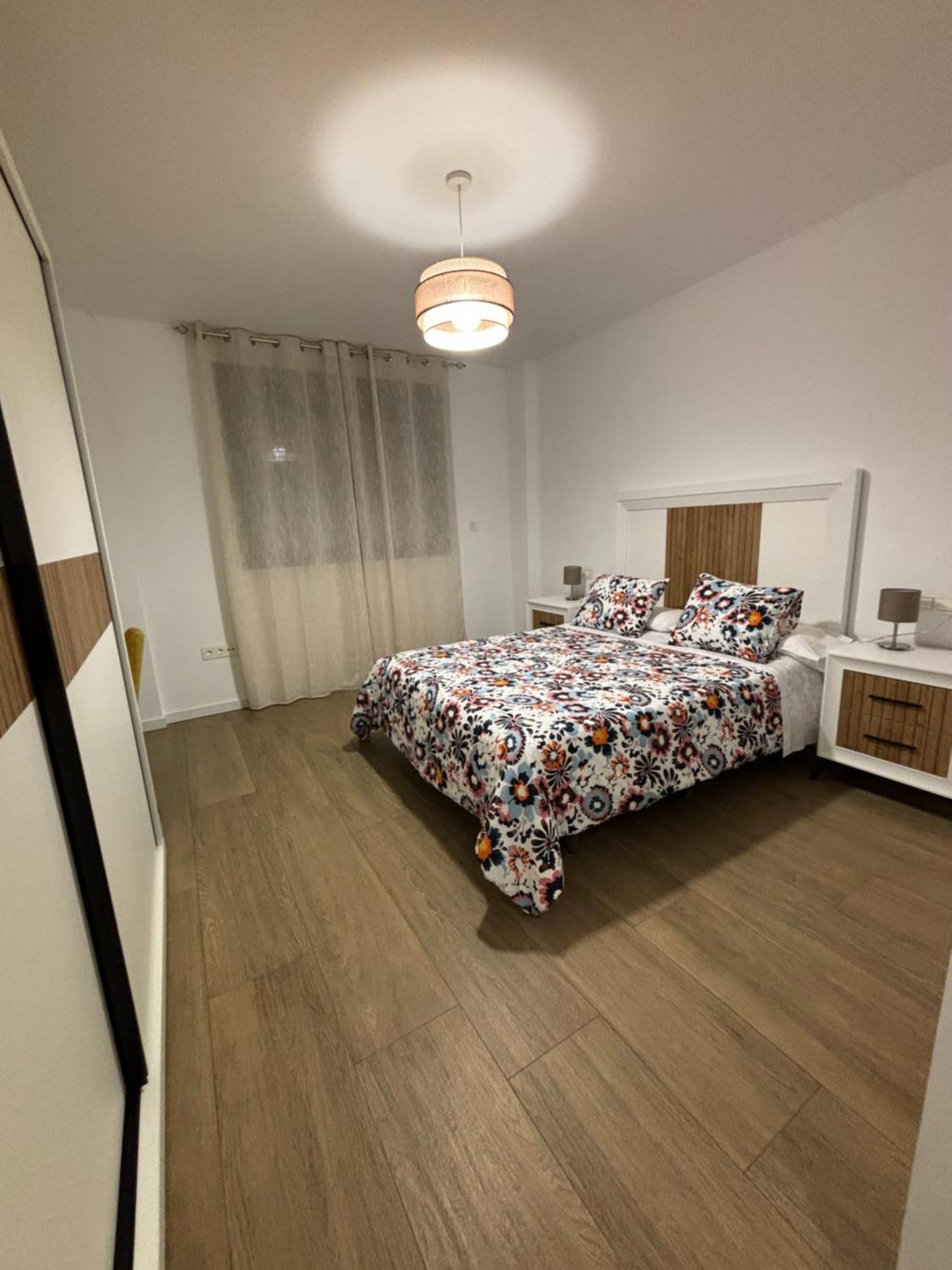 Apartamento Isabel カラバカ・デ・ラ・クルス エクステリア 写真